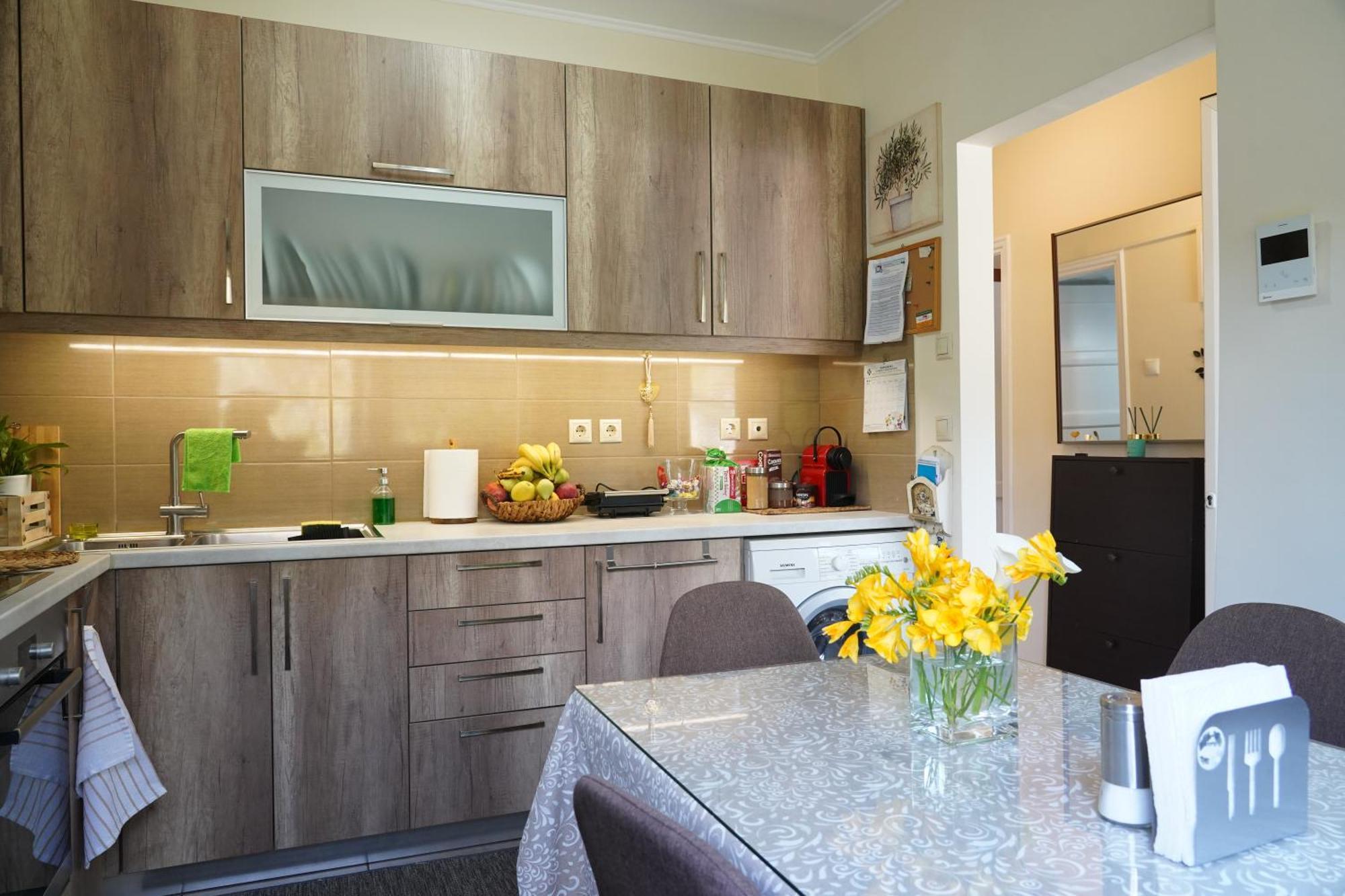Hill View Apartment Near Acropolis Atene Esterno foto
