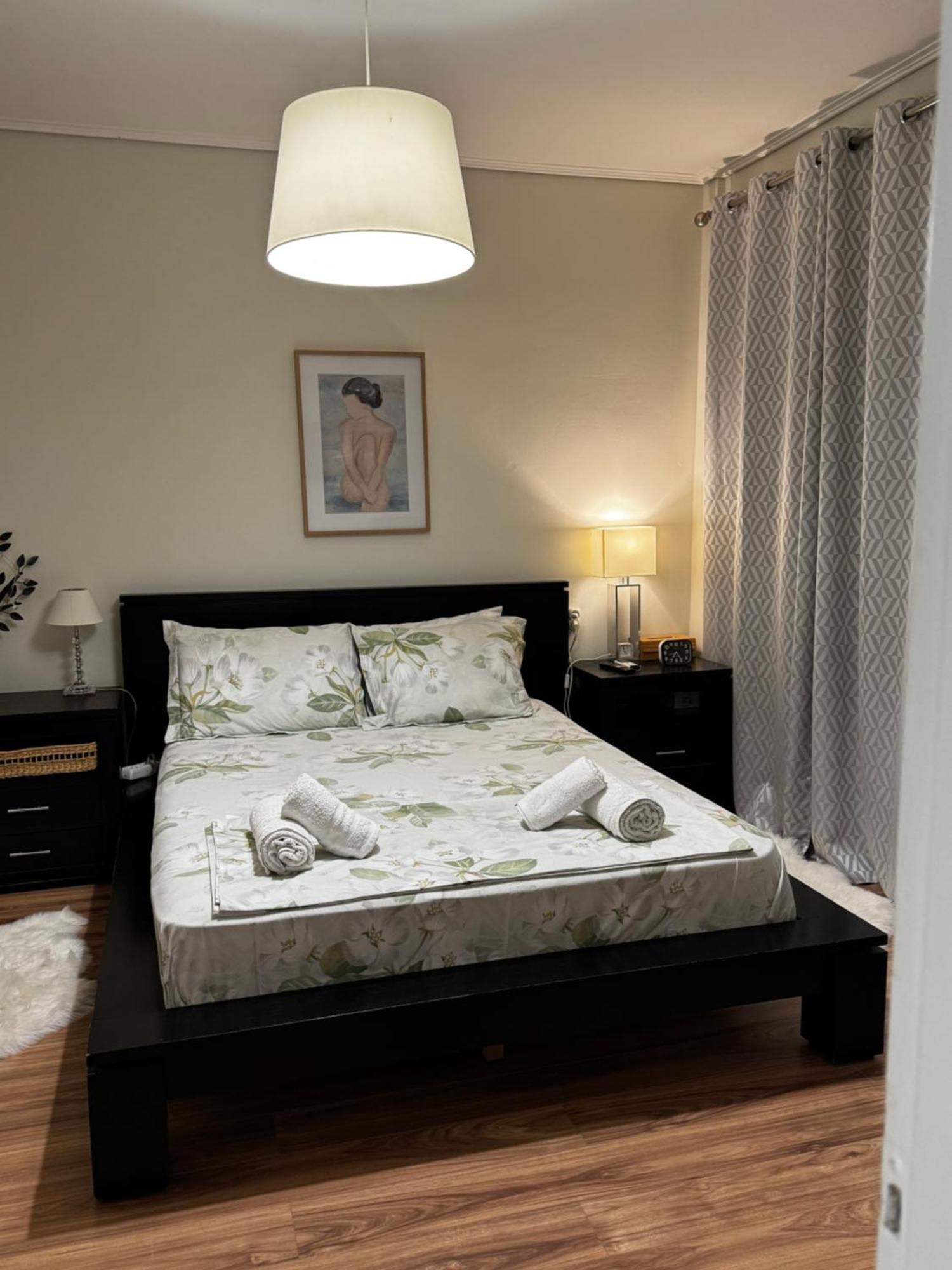 Hill View Apartment Near Acropolis Atene Esterno foto